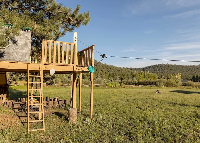 'whispering Hollow Lodge' On Main St! * Greer